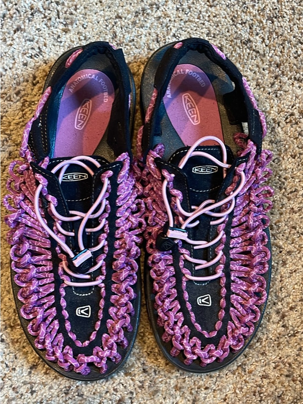Keen Women's Black and Purple Woven Sandals